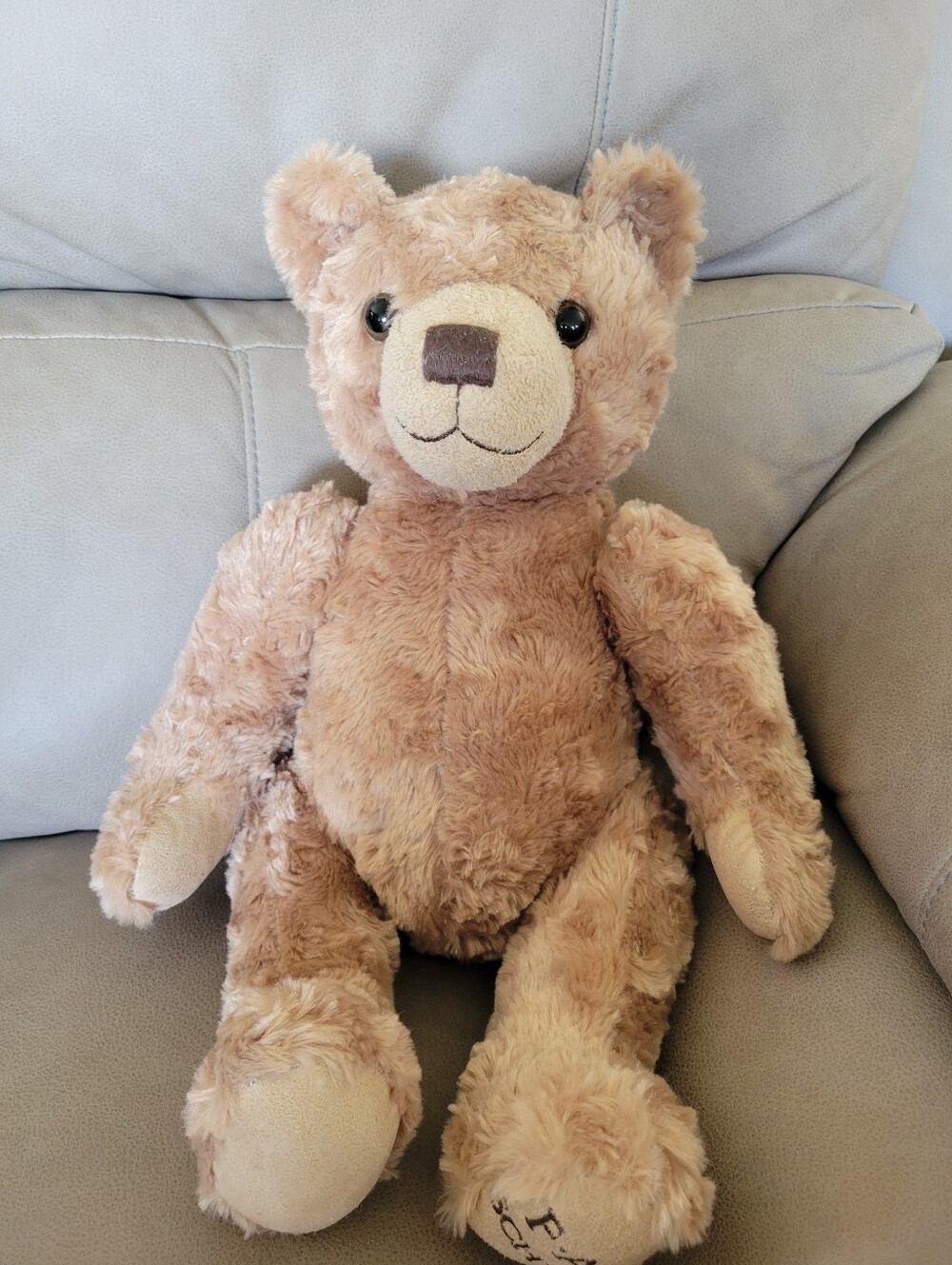 FAO Schwarz brown teddy bear stuffed animal plush toy